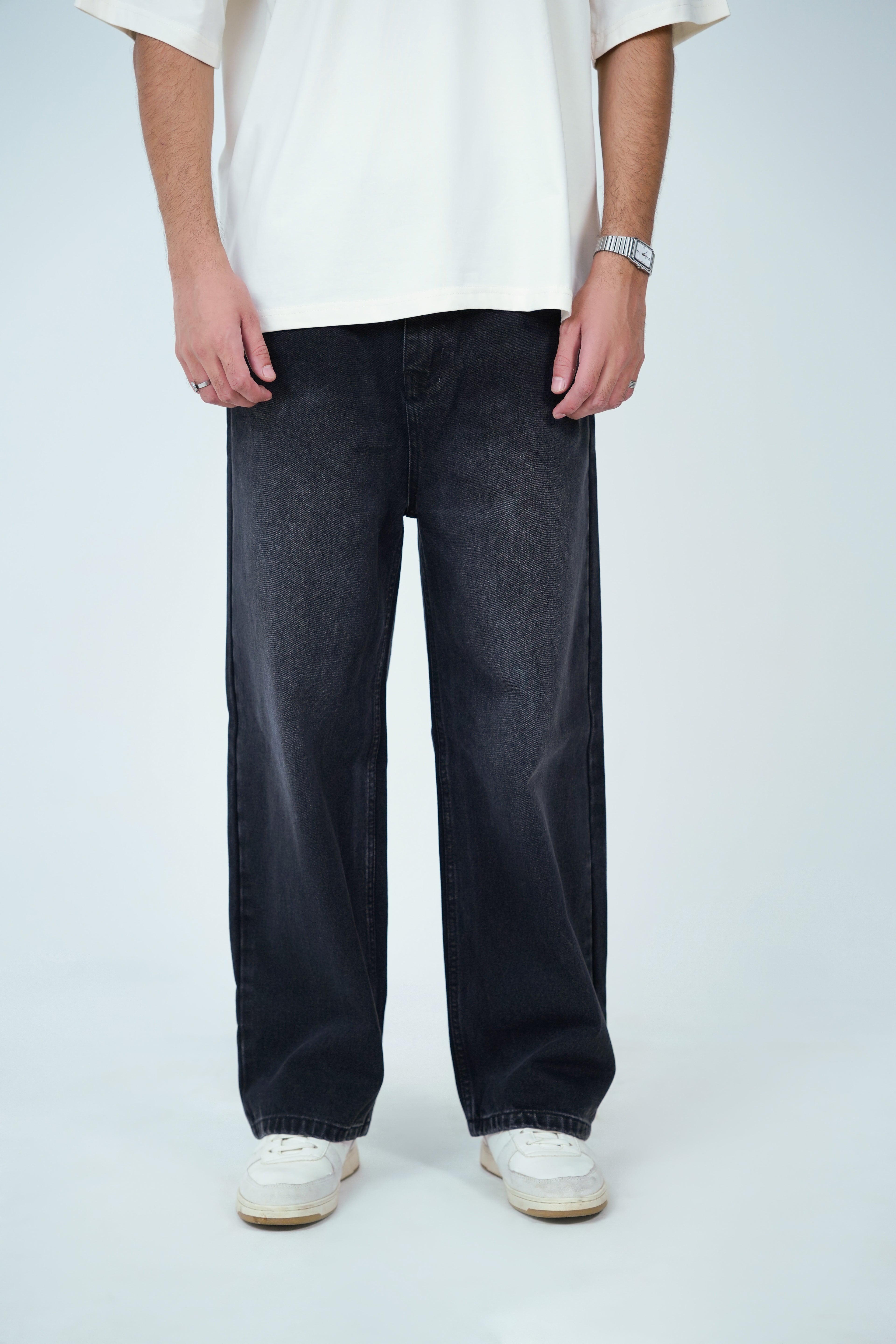 90's STRAIGHT LEG JEANS